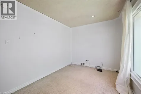 16 Beaucourt Place Hamilton ON L8S 2P7
