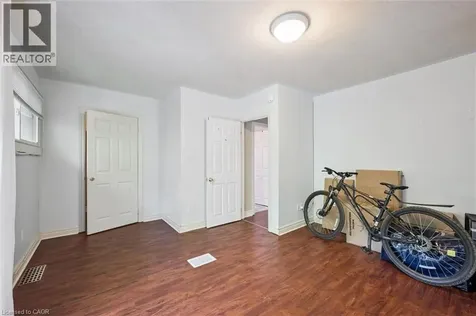 16 Beaucourt Place Hamilton ON L8S 2P7