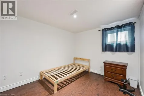 16 Beaucourt Place Hamilton ON L8S 2P7