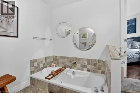 11 Peel Street St. Catharines ON L2N 5A2