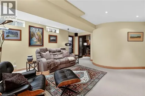 11 Peel Street St. Catharines ON L2N 5A2