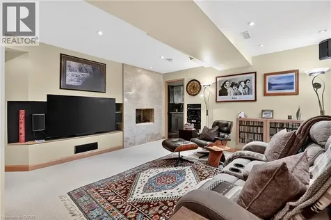 11 Peel Street St. Catharines ON L2N 5A2