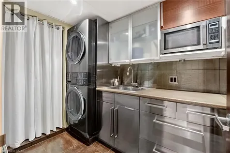11 Peel Street St. Catharines ON L2N 5A2
