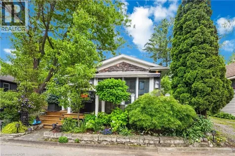 11 Peel Street St. Catharines ON L2N 5A2