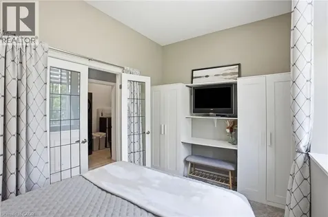 262 Dundas Street East Waterdown ON L8B 1A9