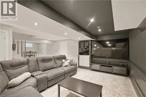 11 Maynard Street Hamilton ON L9B 1A9