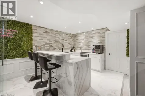 11 Maynard Street Hamilton ON L9B 1A9