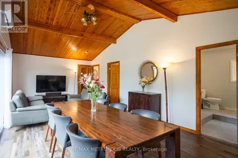 56 Georgian Manor Drive Collingwood ON L9Y 3Z1