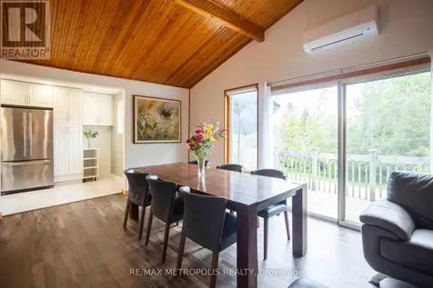 56 Georgian Manor Drive Collingwood ON L9Y 3Z1