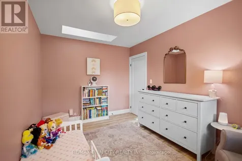 87 St Paul Avenue Brantford ON N3T 4G1