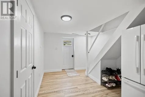 87 St Paul Avenue Brantford ON N3T 4G1