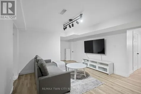 87 St Paul Avenue Brantford ON N3T 4G1