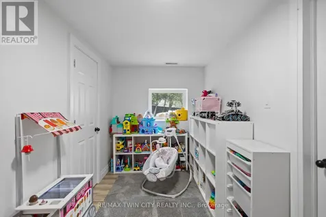87 St Paul Avenue Brantford ON N3T 4G1