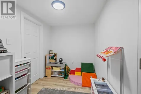 87 St Paul Avenue Brantford ON N3T 4G1