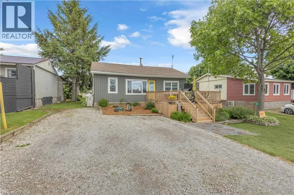 11 Cove Lane Port Rowan ON N0E 1M0