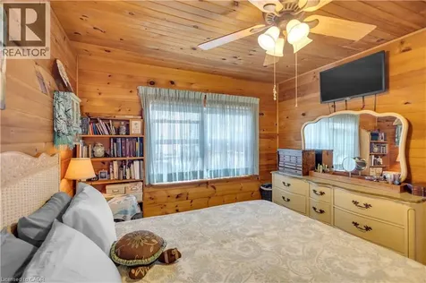 11 Cove Lane Port Rowan ON N0E 1M0
