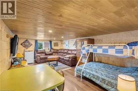 11 Cove Lane Port Rowan ON N0E 1M0