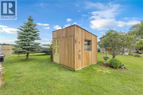 11 Cove Lane Port Rowan ON N0E 1M0