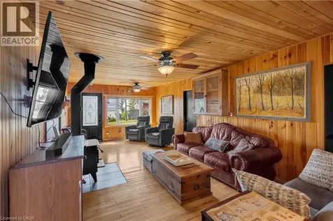11 Cove Lane Port Rowan ON N0E 1M0