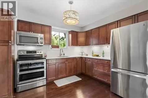 45 Arrowhead Crescent Kitchener ON N2P 1C1
