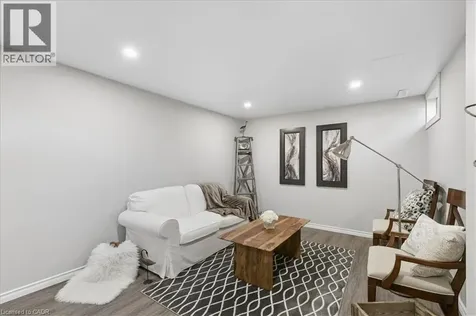 45 Arrowhead Crescent Kitchener ON N2P 1C1