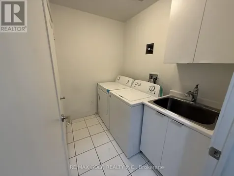 200 Malta Avenue Brampton (fletcher's Creek South) ON L6Y 6H8