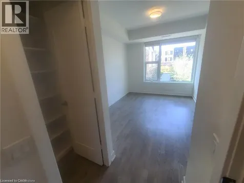 80 Vanauley Street Toronto ON M5T 0C9