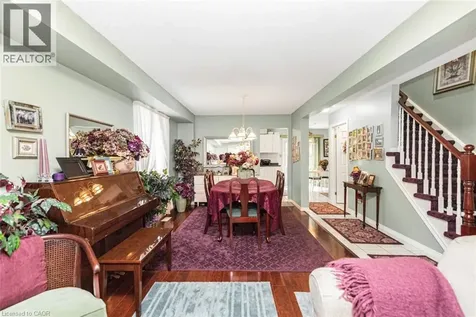 10 Richview Drive Hamilton ON L9B 2V5