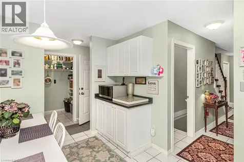 10 Richview Drive Hamilton ON L9B 2V5