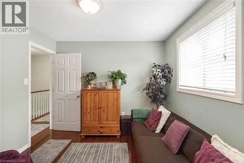10 Richview Drive Hamilton ON L9B 2V5