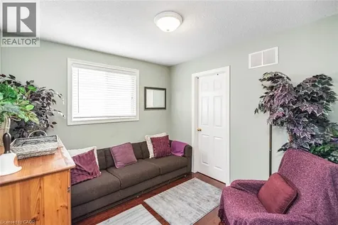 10 Richview Drive Hamilton ON L9B 2V5