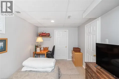 10 Richview Drive Hamilton ON L9B 2V5
