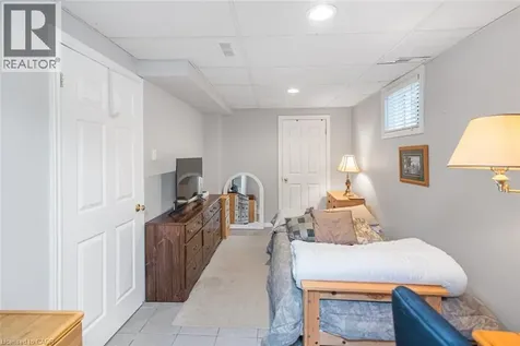 10 Richview Drive Hamilton ON L9B 2V5