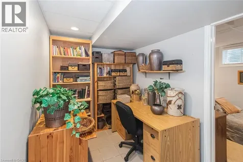 10 Richview Drive Hamilton ON L9B 2V5