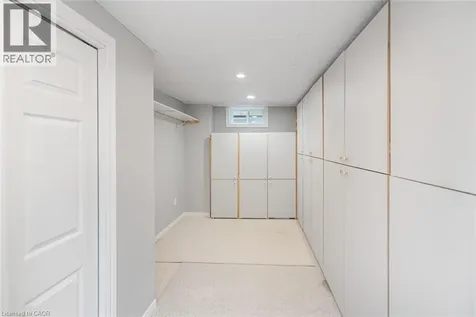 10 Richview Drive Hamilton ON L9B 2V5
