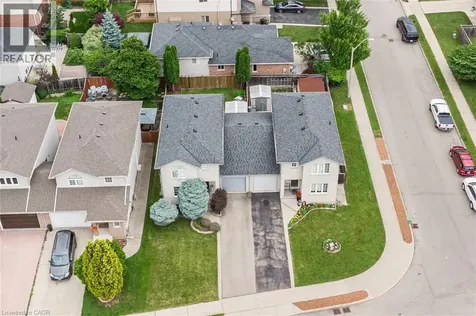 10 Richview Drive Hamilton ON L9B 2V5