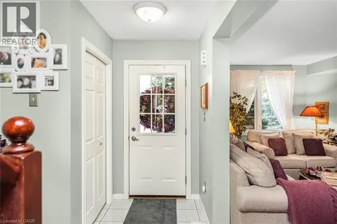 10 Richview Drive Hamilton ON L9B 2V5