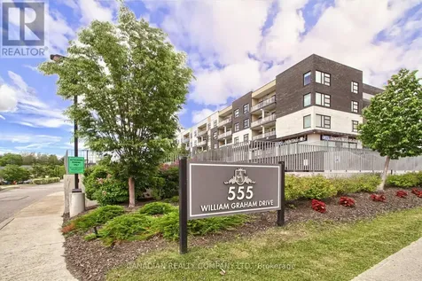 555 William Graham Drive Aurora ON L4G 7C4