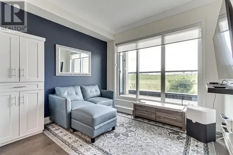555 William Graham Drive Aurora ON L4G 7C4