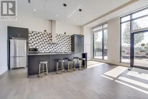 555 William Graham Drive Aurora ON L4G 7C4