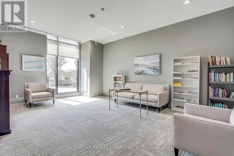 555 William Graham Drive Aurora ON L4G 7C4