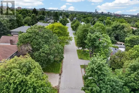 305 Mountbatten Avenue Ottawa ON K1H 5W2