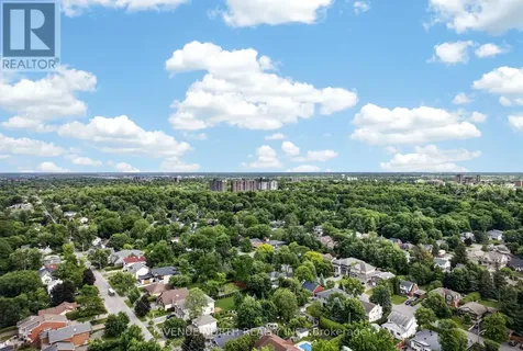 305 Mountbatten Avenue Ottawa ON K1H 5W2