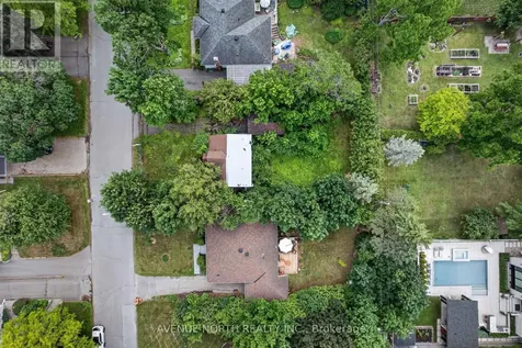 305 Mountbatten Avenue Ottawa ON K1H 5W2