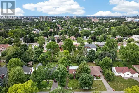 305 Mountbatten Avenue Ottawa ON K1H 5W2