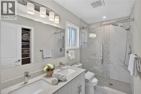 119 Boulding Avenue Waterdown ON L8B 0M2