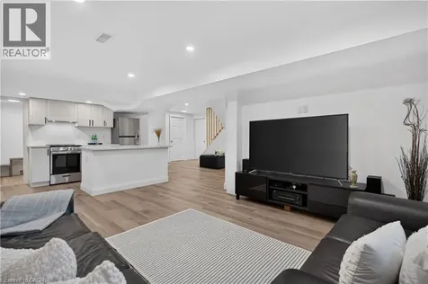 119 Boulding Avenue Waterdown ON L8B 0M2