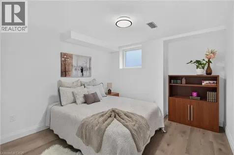 119 Boulding Avenue Waterdown ON L8B 0M2
