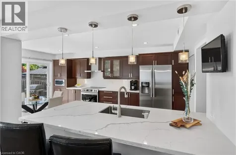 119 Boulding Avenue Waterdown ON L8B 0M2
