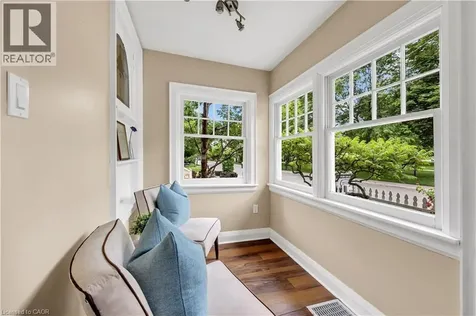 455 Nelson Avenue Burlington ON L7S 1N3
